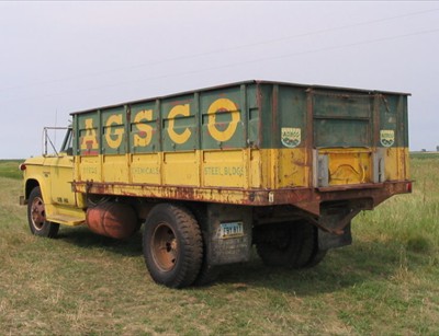 3/4 view from rear